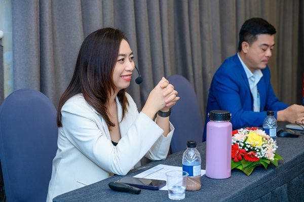 Doanh nhân Cổ Huệ Anh và tư duy đổi mới cho những người dẫn đầu