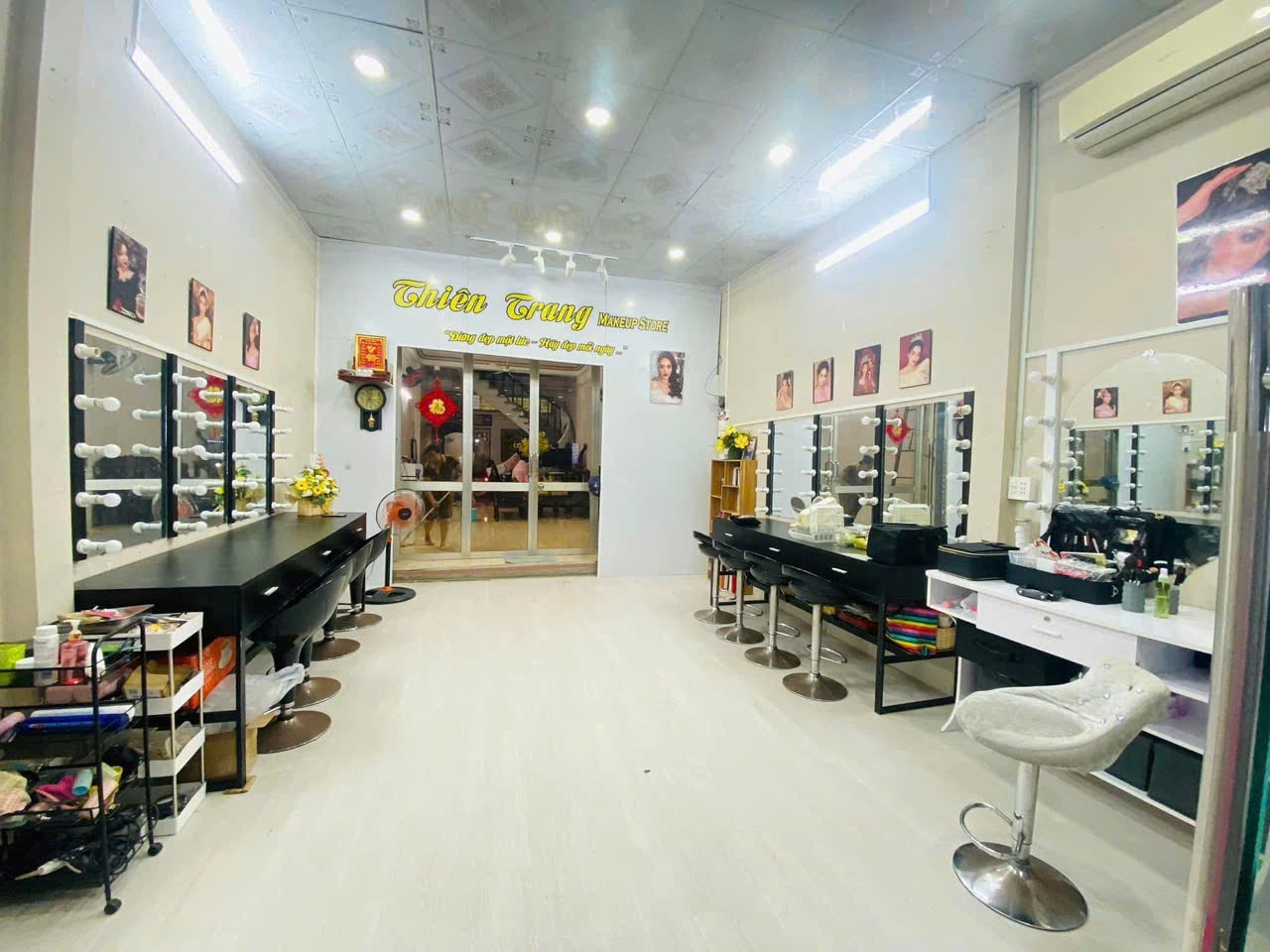 Thiên Trang Makeup Store – Địa chỉ học makeup cá nhân uy tín tại Cà Mau
