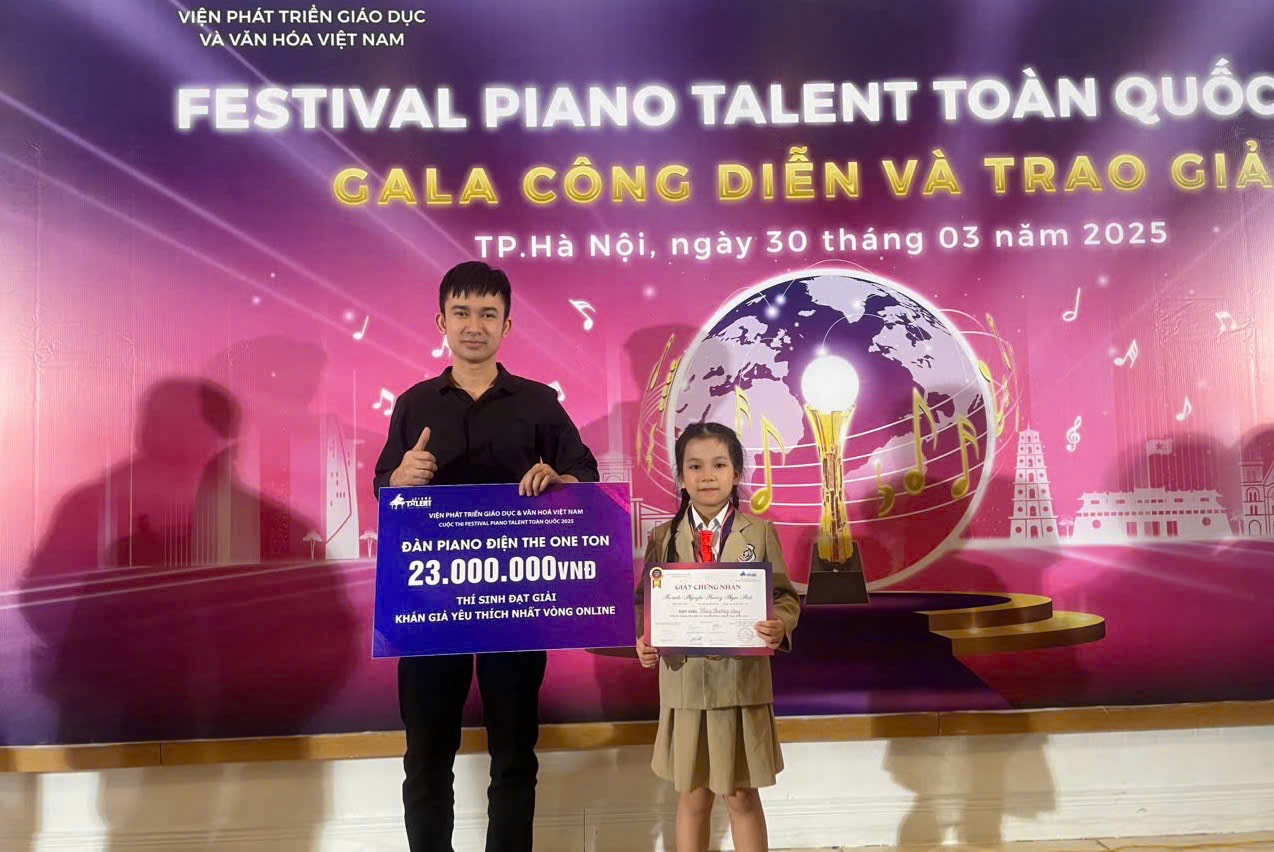 hoang-thinh-saoviet247-5