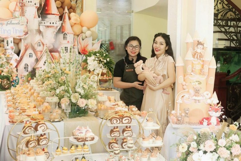 Bếp Mbon: Hành trình giữ gìn văn hóa qua những mâm cúng mụ cho bé