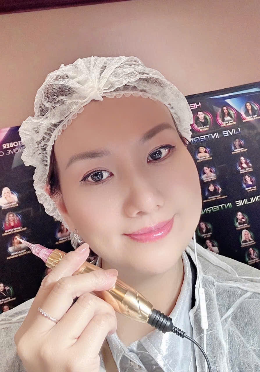 á hậu phương lan - 4