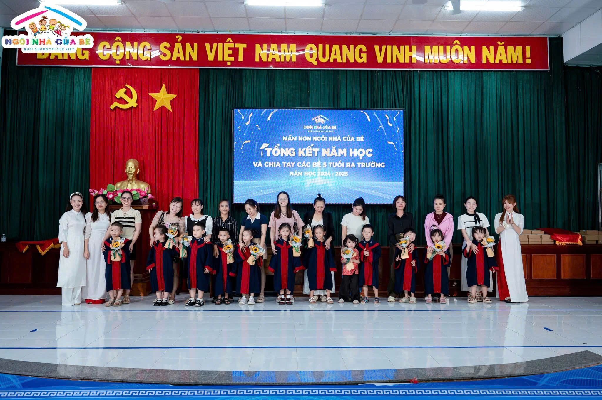 Khoảnh khắc đong đầy cảm xúc tại lễ tổng kết năm học - dấu ấn đẹp của Ngôi Nhà Của Bé trên hành trình gieo mầm tri thức