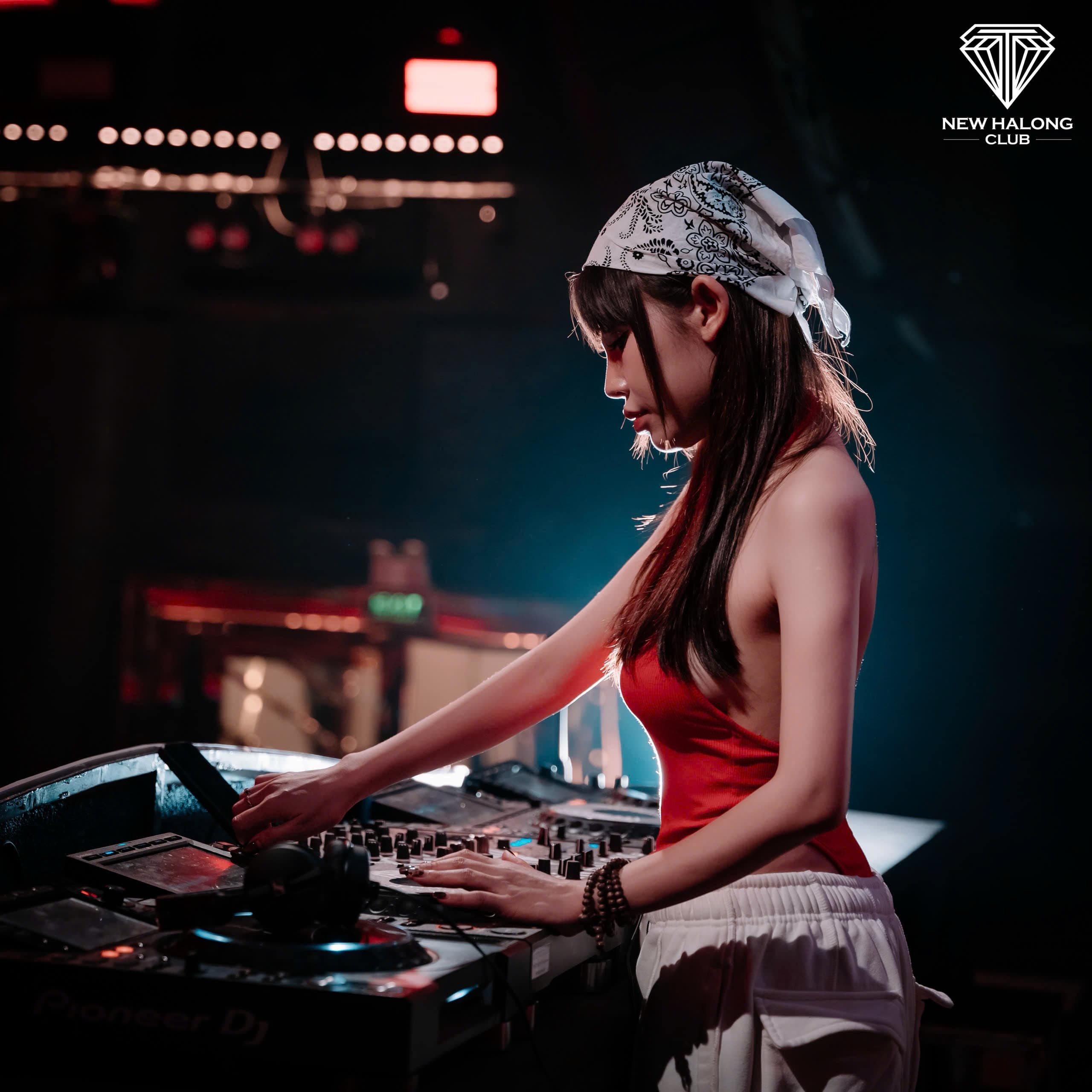 DJ-ANHI-SAOVIET247-1