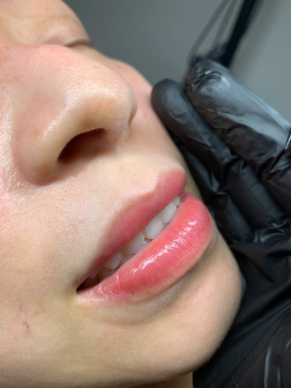 thy trần phun xăm thẩm mỹ