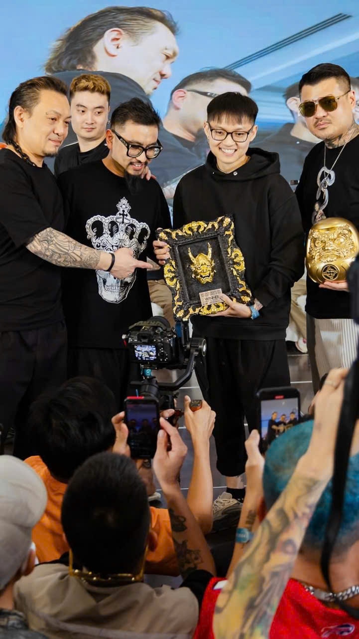 Không chạy theo cúp hay danh hiệu – Minh Phạm chọn hành trình trau dồi, giao lưu và mở rộng tư duy nghệ thuật trên từng sân khấu quốc tế 