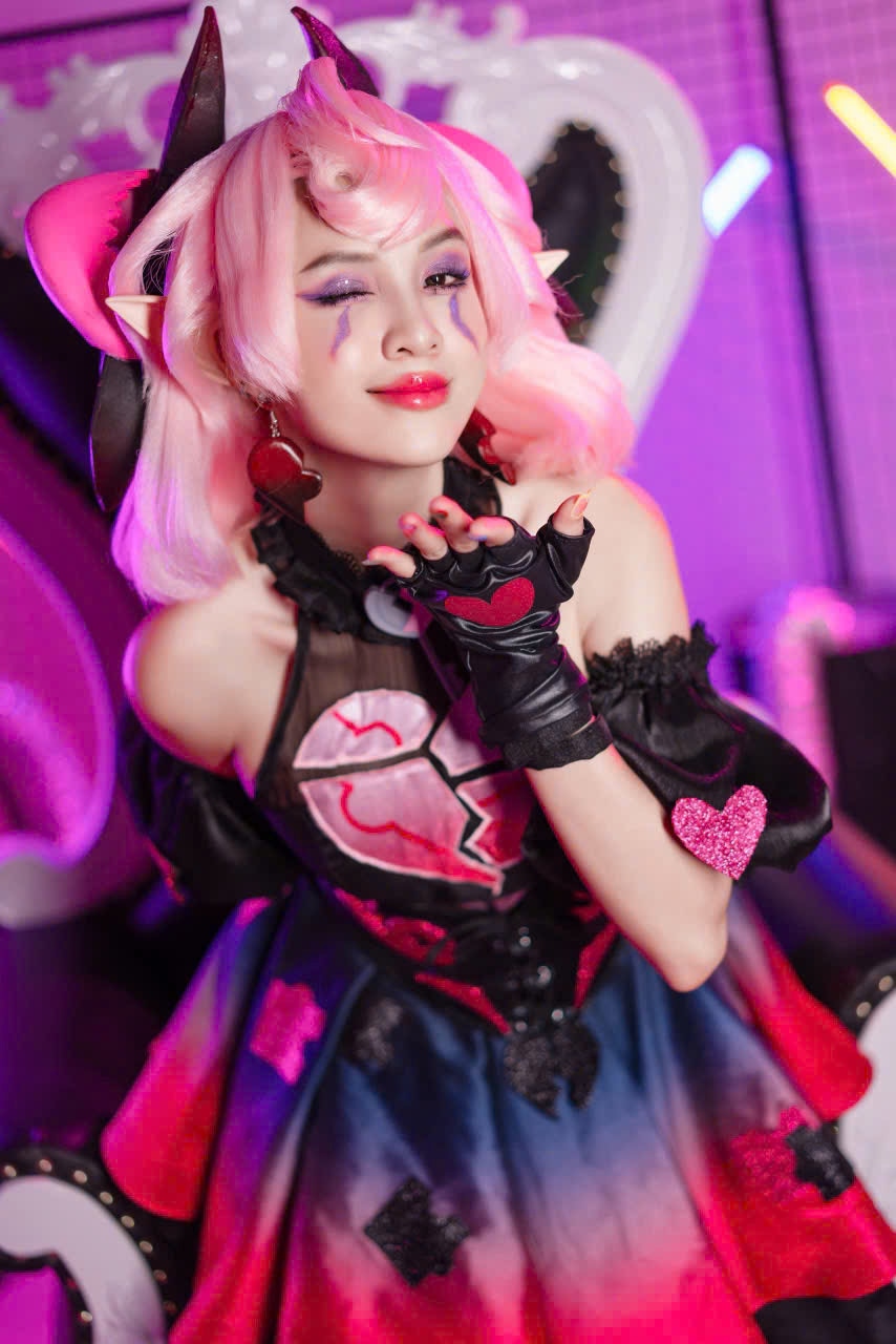 Veera dần tiến xa hơn bằng chính thực lực của mình 