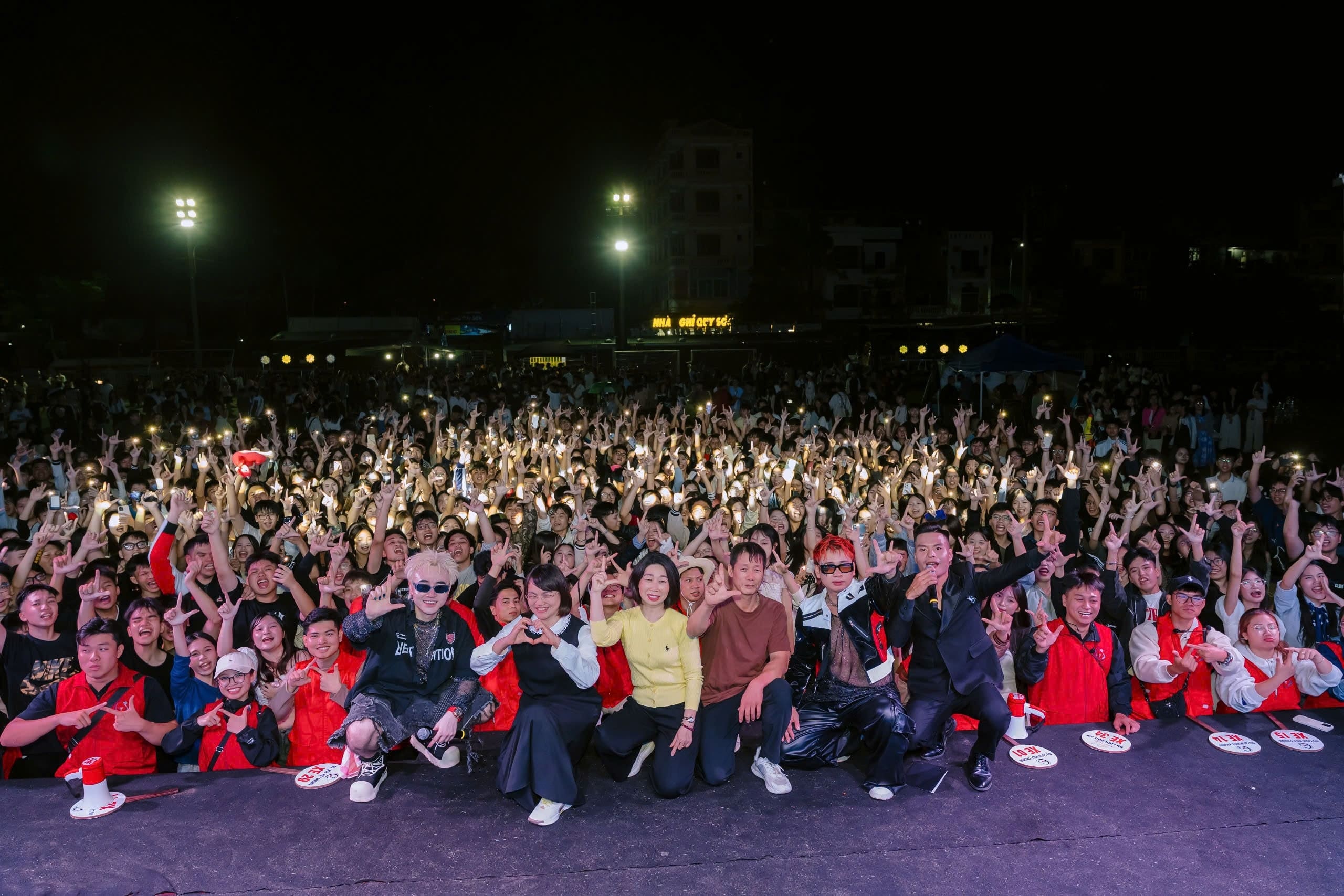 Mỗi sân khấu là một cơ hội để DJ PWIDE lan tỏa âm nhạc và năng lượng tích cực đến khán giả