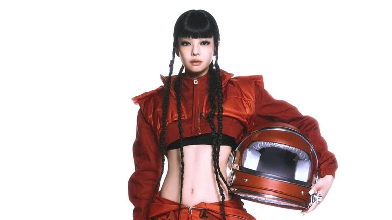 Like JENNIE gây sốt: MV độc đáo khiến giới trẻ đứng ngồi không yên