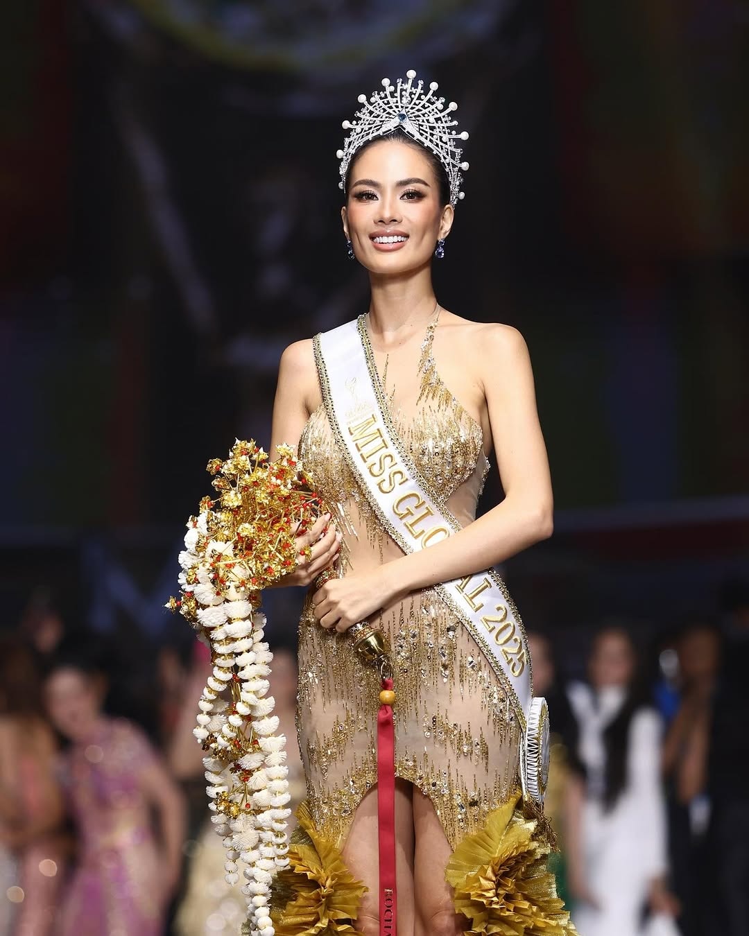 Nguyễn Đình Như Vân đăng quang Hoa hậu Toàn cầu 2025