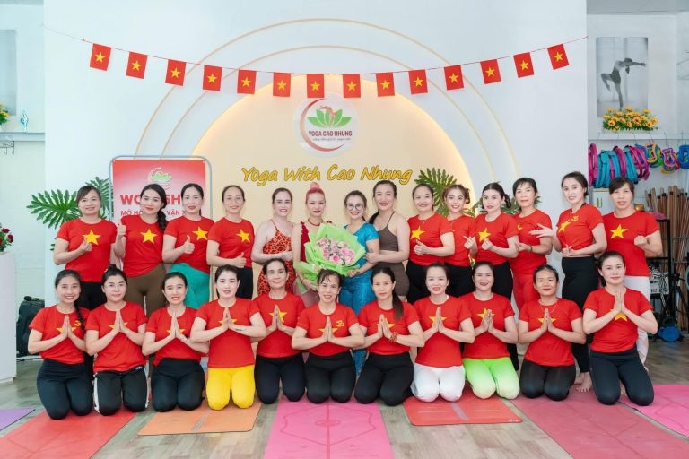 master-yoga-cao-nhung-1