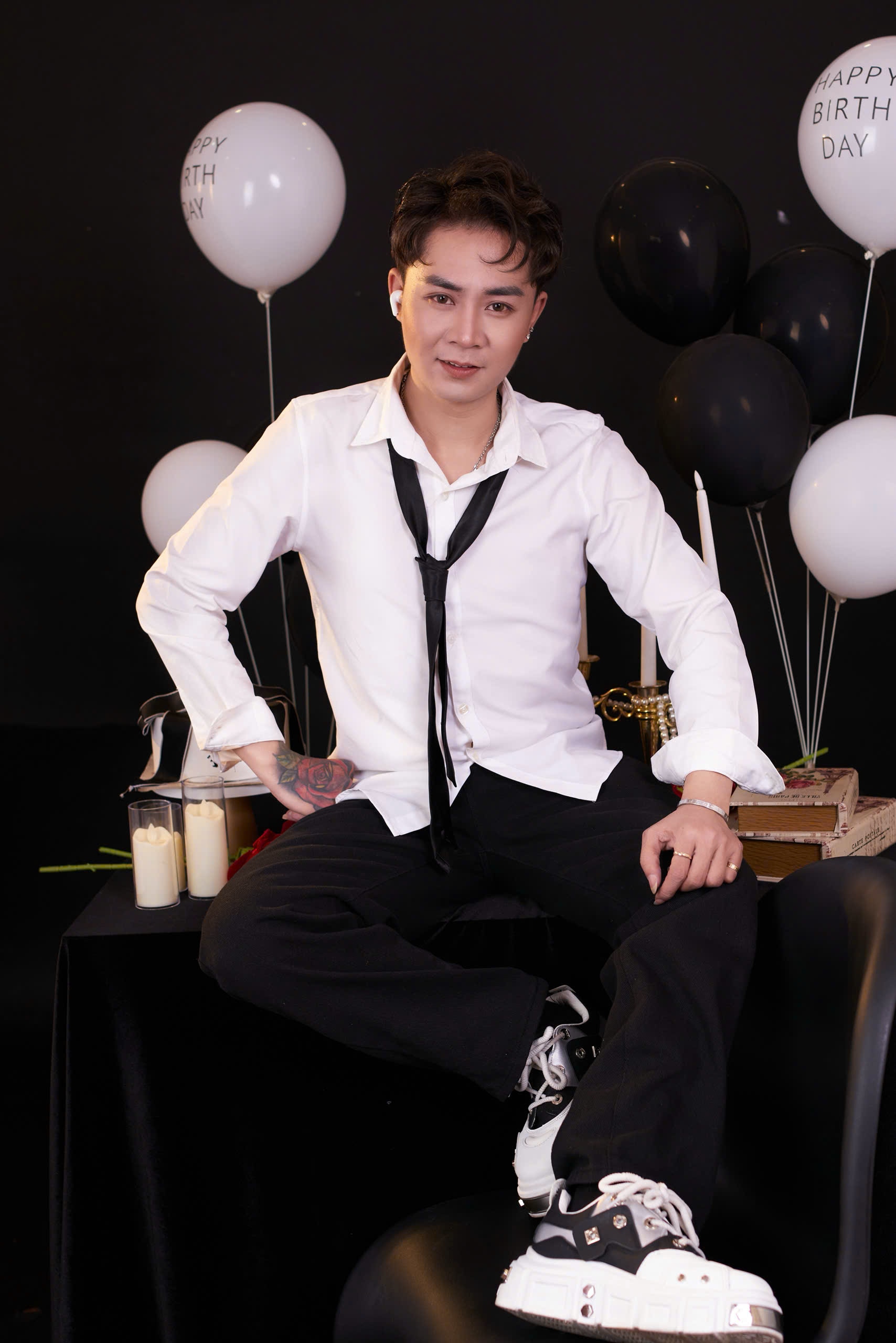 Biểu tượng "Hoa Hồng"