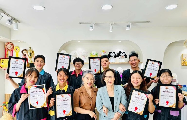 Tại MoMo Home Academy, học viên không chỉ học nghề – họ học cách làm nghề bằng trái tim