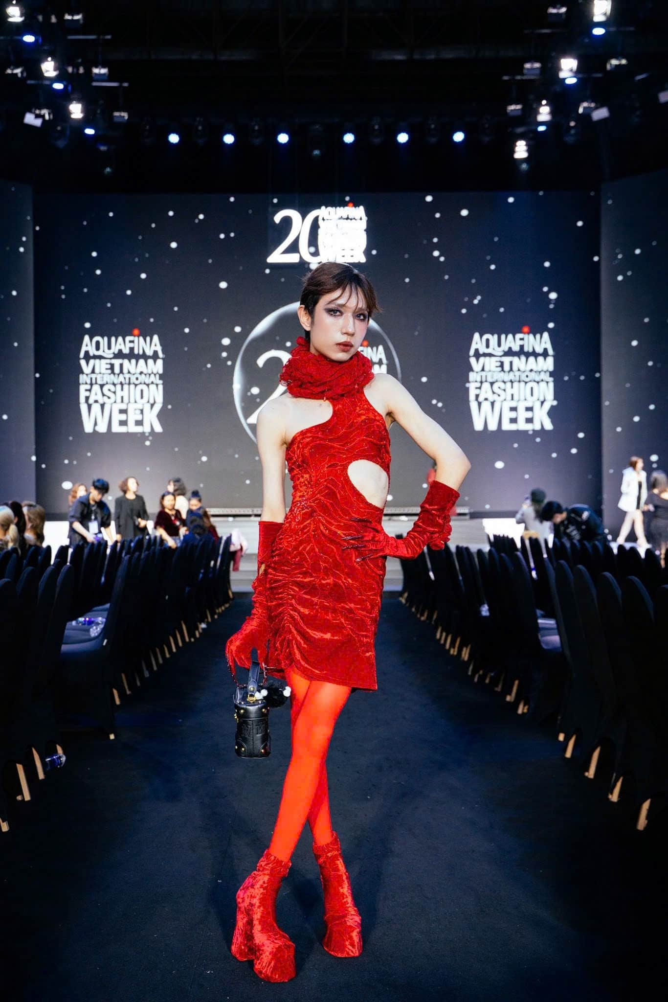 Quang Huy cùng gout thời trang ấn tượng